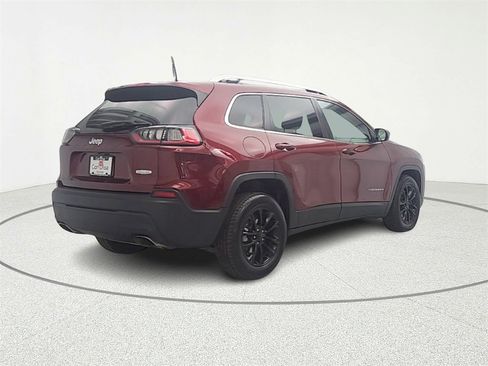 Used 2019 Jeep Cherokee Latitude Plus image 7