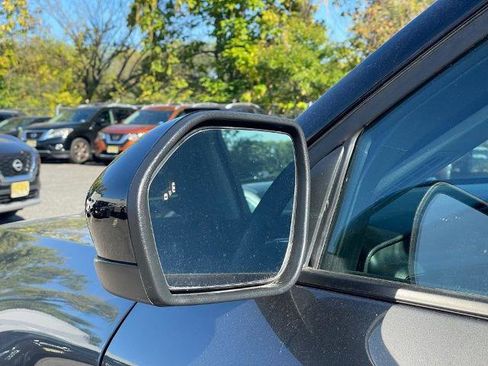 Used 2023 Ford Explorer XLT w/ Equipment Group 202A image 22