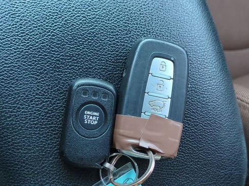 Used 2012 Kia Soul ! w/ Red Rock Special Edition Pkg image 35