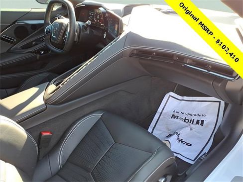 Used 2024 Chevrolet Corvette Stingray Premium Conv w/ Z51 Performance Package image 18