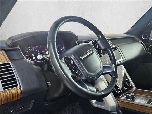 Used 2018 Land Rover Range Rover HSE AWD/4WD image 9