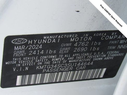 Used 2025 Genesis G70 2.5T image 21