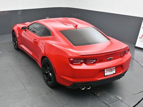 Used 2020 Chevrolet Camaro LT image 30