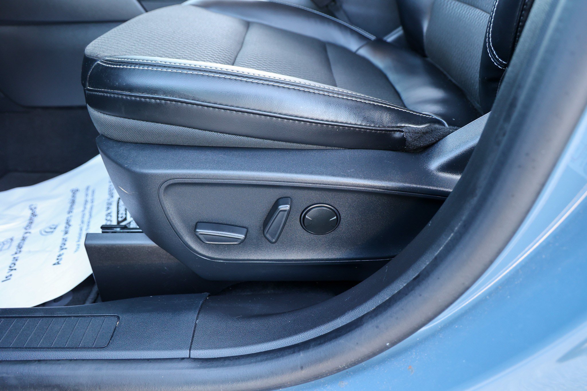 Used 2026 Ford Escape SE FWD image 27