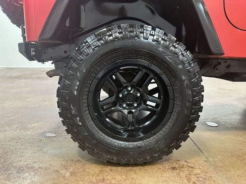 Used 1999 Jeep Wrangler Sport image 94