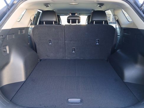 Used 2023 Kia Sportage EX image 16