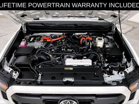 Used 2025 Toyota Tacoma TRD Off-Road AWD/4WD image 11