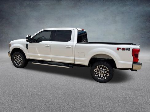 Used 2019 Ford F250 Lariat w/ Lariat Ultimate Package AWD/4WD image 3