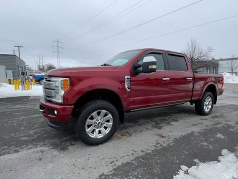 Used 2017 Ford F250 Platinum w/ Snow Plow Prep Package image 5
