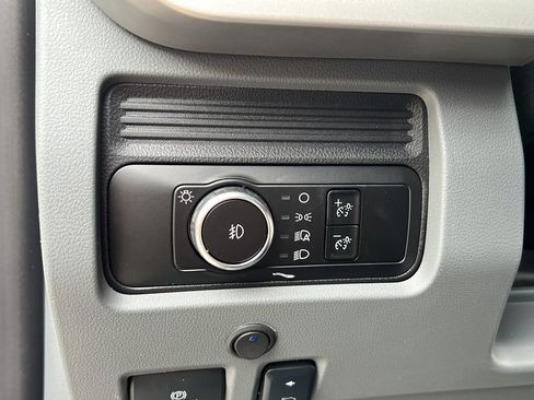 New 2025 Ford F550 XLT w/ XLT Value Package image 14