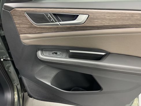 New 2026 Volkswagen Atlas SEL image 10