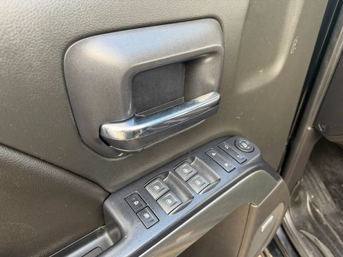 Used 2018 Chevrolet Silverado 1500 LT w/ Texas Edition RWD image 11