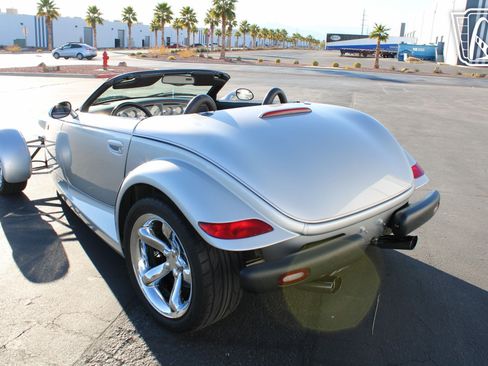 Used 2001 Plymouth Prowler RWD image 4