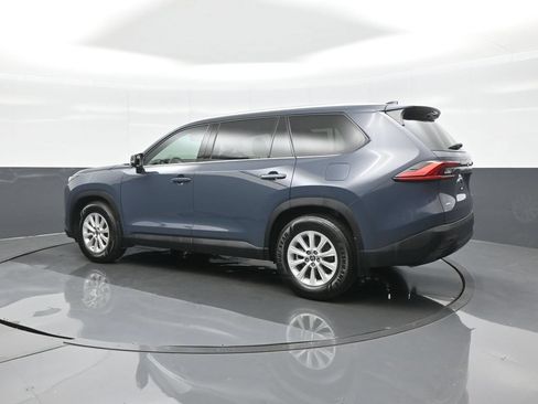 Certified 2024 Toyota Grand Highlander AWD image 5