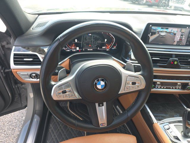Used 2022 BMW 750i xDrive w/ Executive Package AWD/4WD image 16