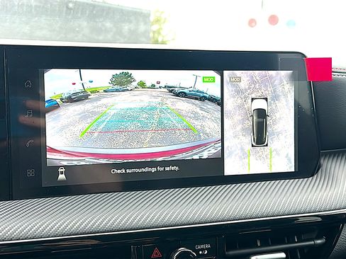 New 2026 Nissan Kicks SR FWD image 22