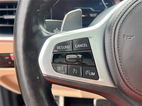 Used 2023 BMW 330i Sedan w/ M Sport Package image 24