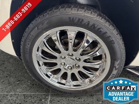 Used 2014 GMC Yukon Denali AWD/4WD image 25