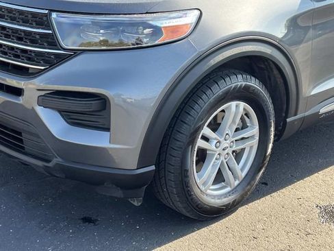 Certified 2022 Ford Explorer XLT w/ Class IV Trailer Tow Package AWD/4WD image 9