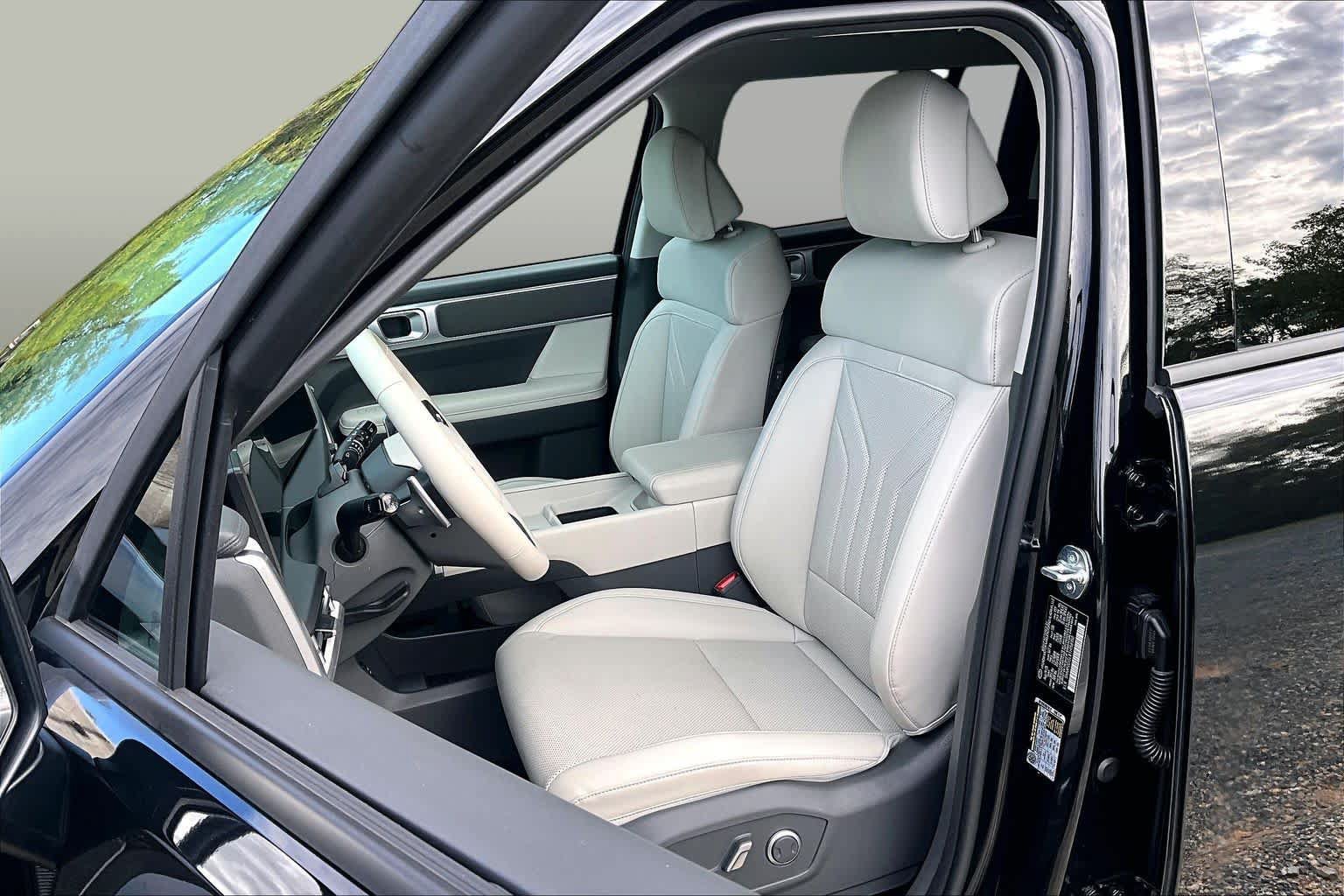 Used 2026 Hyundai Santa Fe SEL AWD/4WD image 8