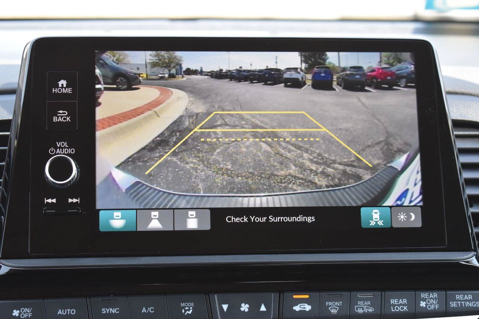 Used 2025 Honda Odyssey EX-L image 5