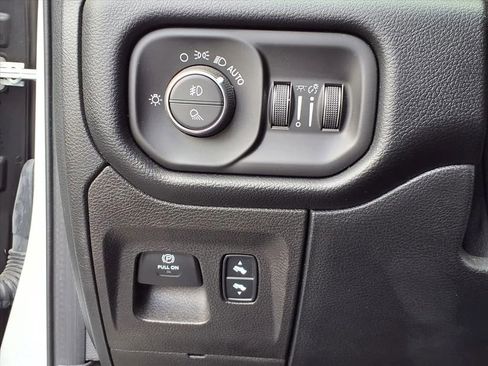 Used 2021 RAM 1500 Laramie image 17