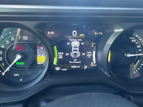 Used 2025 Jeep Wrangler Sahara w/ Safety Group image 32