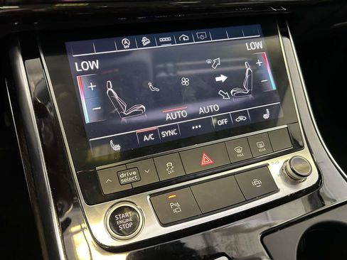 Used 2024 Audi Q7 3.0T Premium Plus AWD/4WD image 22