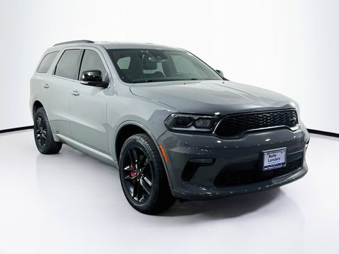 Used 2023 Dodge Durango GT AWD/4WD image 3