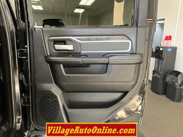 Used 2022 RAM 2500 Lone Star w/ Night Edition AWD/4WD image 33