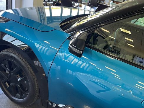 Used 2026 Kia EV9 Land w/ Nightfall Edition Package image 13