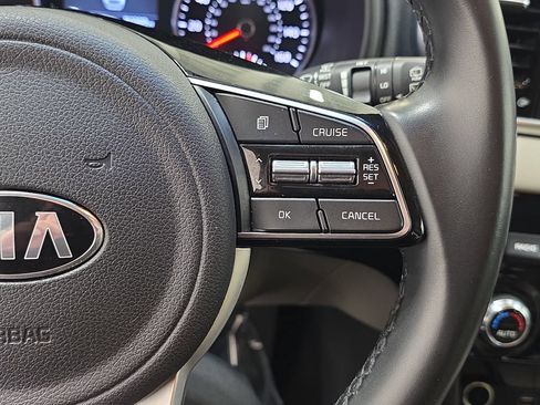Used 2021 Kia Sportage EX AWD/4WD image 17