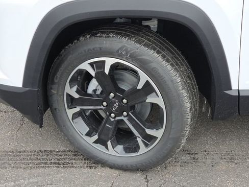 New 2026 Chevrolet Equinox LT w/ Convenience Package II image 24