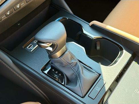 New 2025 Lexus ES 350 w/ Premium Package image 29