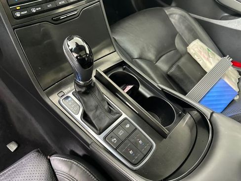 Used 2016 Hyundai Azera Limited image 20