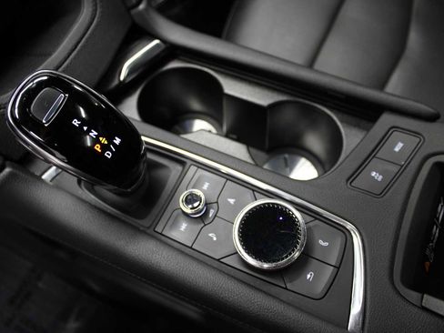 Certified 2022 Cadillac XT5 Sportv image 34