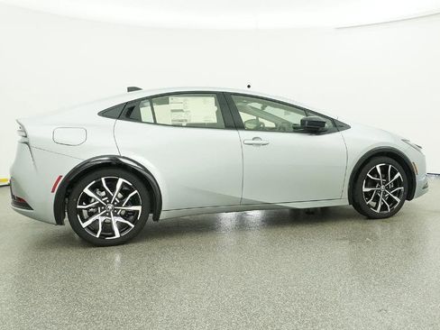 New 2026 Toyota Prius Plug-In Hybrid image 23