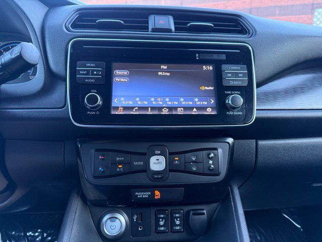 Used 2018 Nissan Leaf SV w/ SV Technology Package FWD image 25