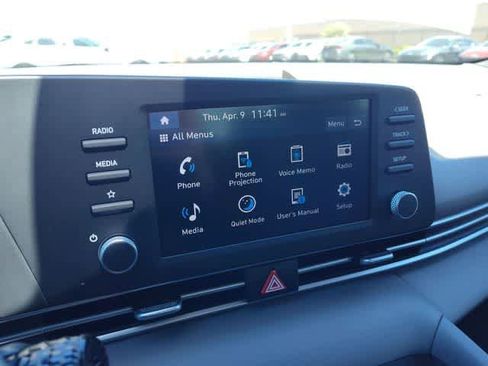 New 2026 Hyundai Elantra SE FWD image 21