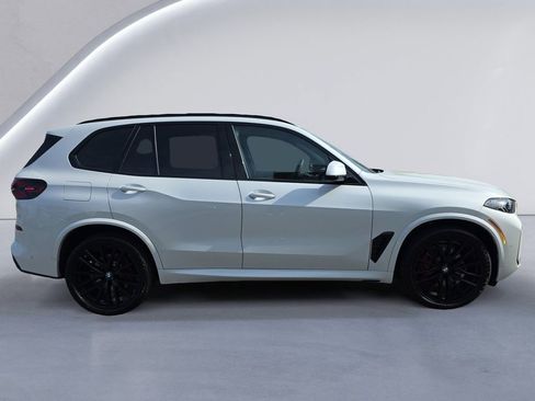 New 2026 BMW X5 xDrive40i w/ M Sport Package image 3