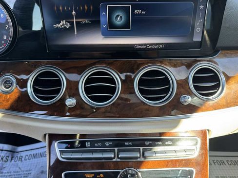 Used 2019 Mercedes-Benz E 300 4MATIC w/ Premium 1 Package image 17