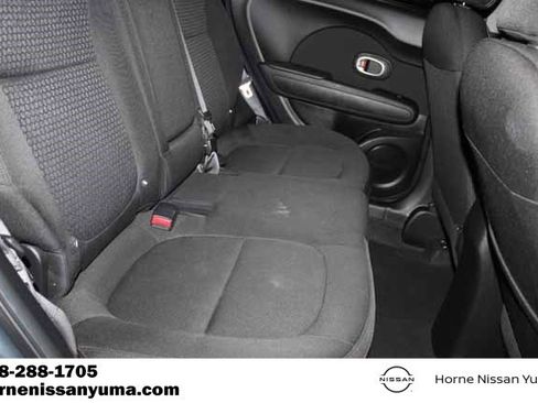 Used 2014 Kia Soul + image 7