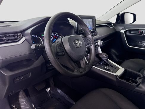 Used 2022 Toyota RAV4 LE image 22