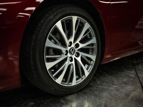 Used 2019 Lexus ES 350 FWD image 3