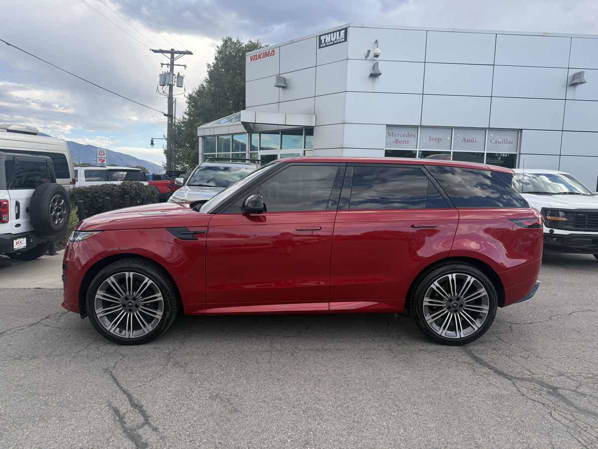 Used 2023 Land Rover Range Rover Sport SE Dynamic AWD/4WD image 8