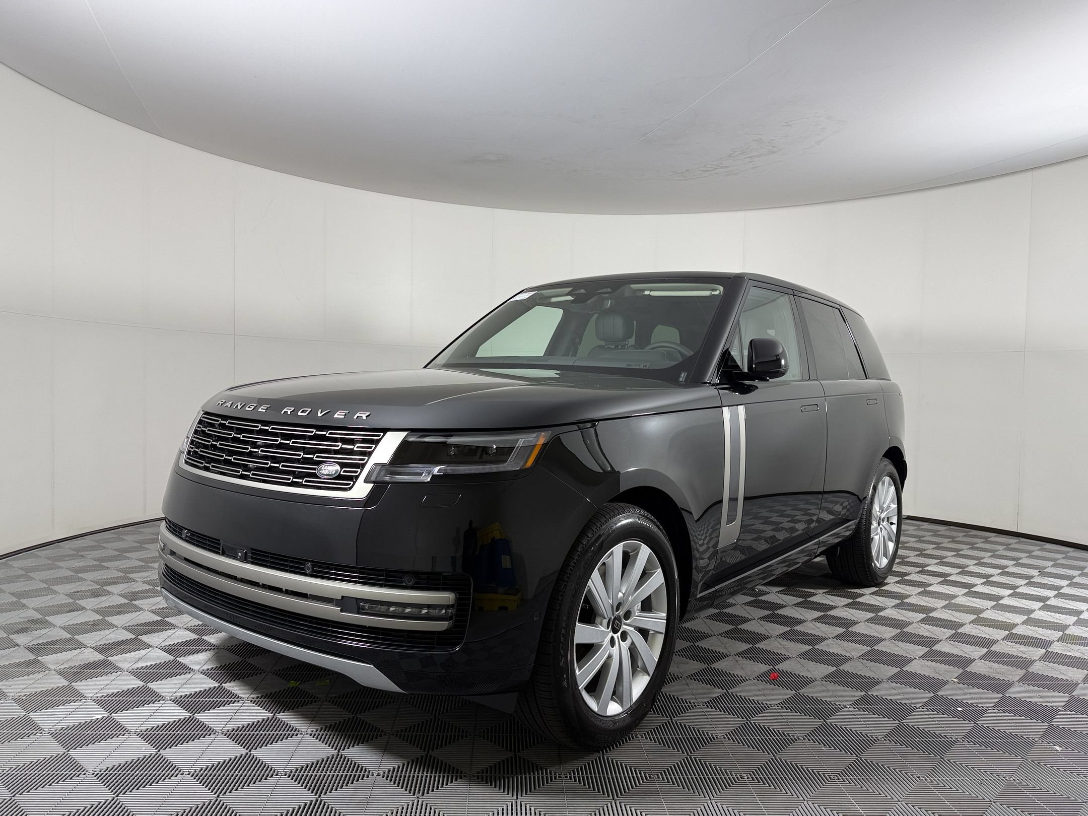 New 2027 Land Rover Range Rover SE AWD/4WD image 1