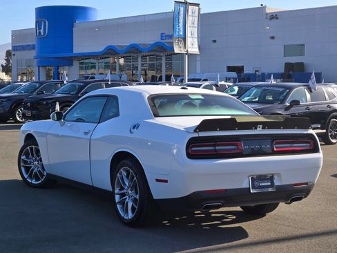 Used 2022 Dodge Challenger GT AWD/4WD image 5