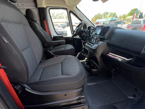 Used 2023 RAM ProMaster 3500 w/ Driver Convenience Group FWD image 21