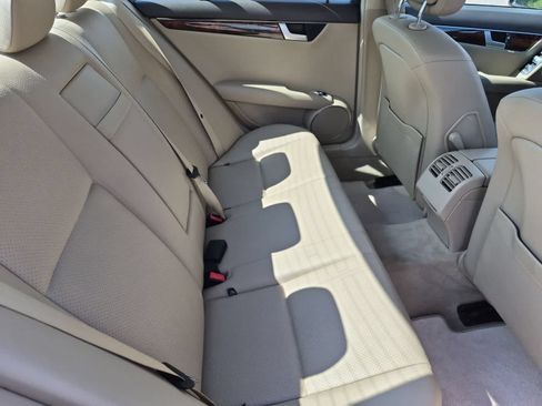 Used 2012 Mercedes-Benz C 300 4MATIC Sedan image 21