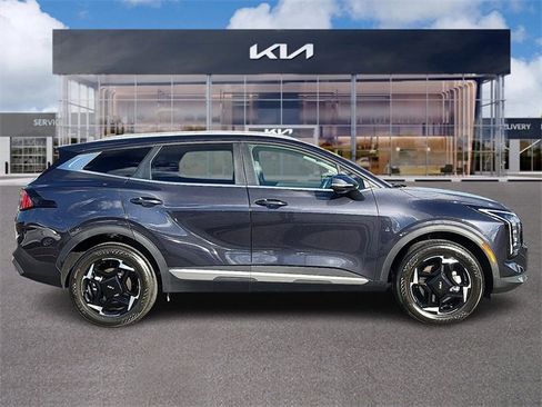 Certified 2026 Kia Sportage EX image 7